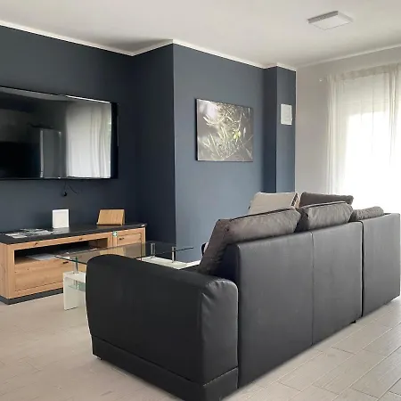 Lejlighed Apartman Maduna 2, Sa Bazenom