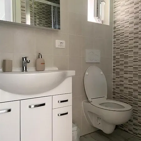 Apartman Maduna 2, Sa Bazenom Lejlighed