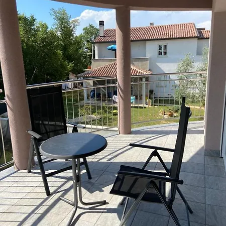 Apartman Maduna 2, Sa Bazenom Lejlighed